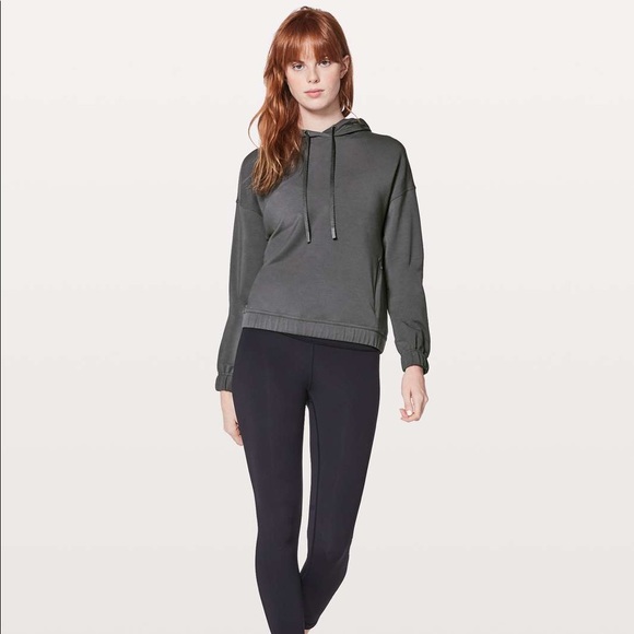 lululemon athletica Sweaters - ⭐️ Lululemon Pullover